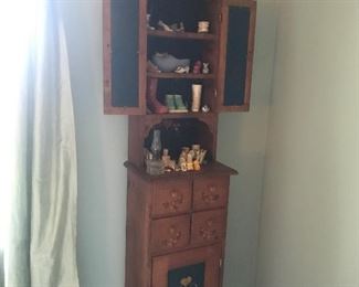 Display cabinet/storage unit