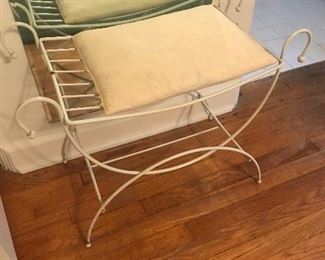 Vanity seat