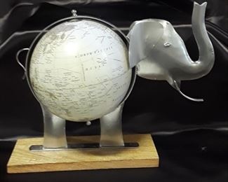 Elephant Globe 
