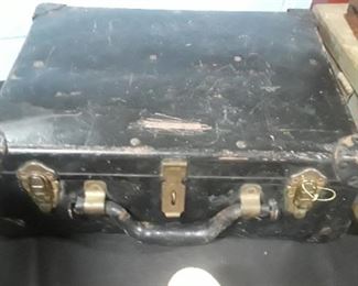 Vintage Suitcase 