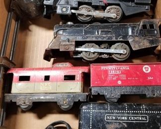 Vintage Tin Trains 