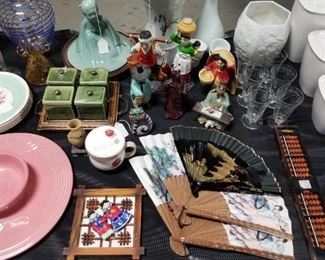 Glassware and Oriental Trinkets 