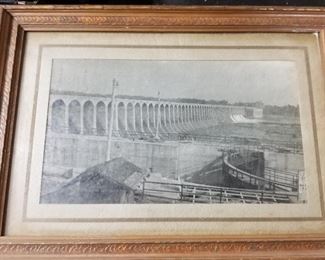 Antique Aqueduct Photo  