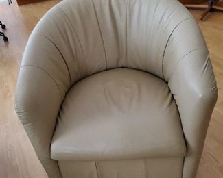 Leather Swivel Barrell Chair