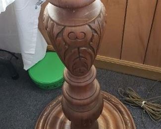 Base to solid wood 6' floor lamp