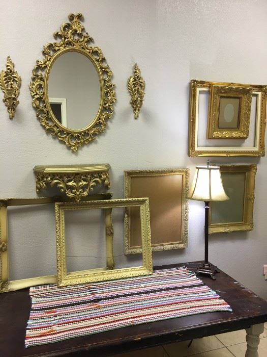 Mirror Set and Frames