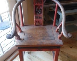 Antique hand carved Chinese horseshoe chair