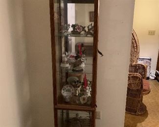 Curio cabinet $50