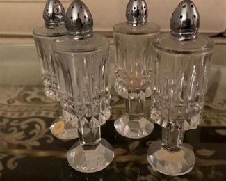 Set of two crystal salt and pepper shakers $5