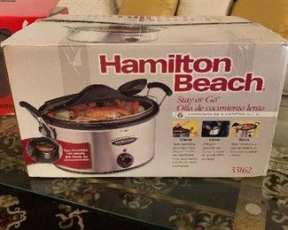 Hamilton Beach slow cooker new in box $15