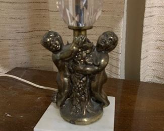 Lamp with angels $7