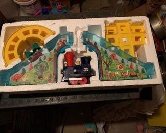 Choo choo set $25