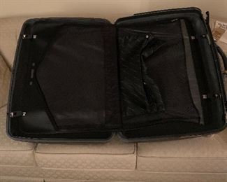 Hardside Samsonite Samsonite suitcase $35
