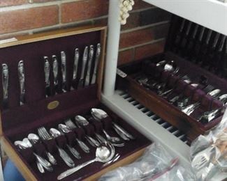 Stainless steel flatware