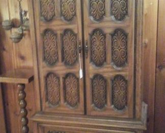 Mid century Gentleman's chest on chest part of queen bedroom suite