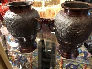 Antique Japanese Meiji period pair of bronze urns