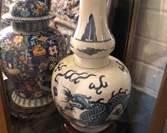 Chinese antique double gourd vase from the 1800's. 