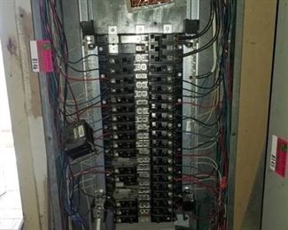 Siemens Electrical Panel With Breakers