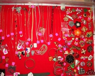 Jewelry, Necklaces, Bracelets, Cuff Links, Tie Tacks, Rings, etc.