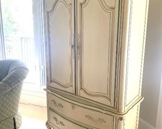 vintage wardrobe by Bassett