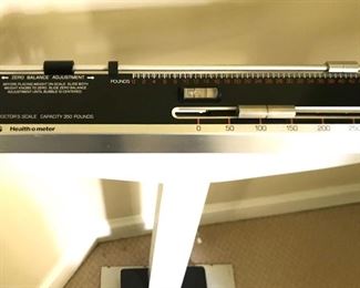 Health o meter doctor’s scale