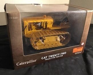 1 to 16 Scale CAT 22 Caterpillar Tractor Model