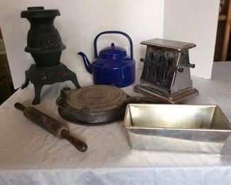 Wagner Ware Sidney 1408 Waffle Iron Antique Electrahot Toaster Cookware and Decor