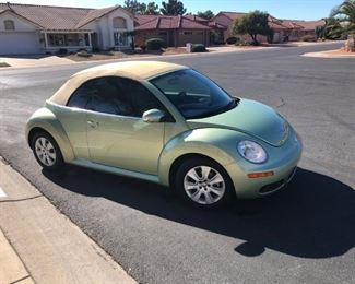 2009 VW Convertible Bug, Passenger Side