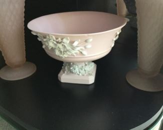 Pink and white 3D compote