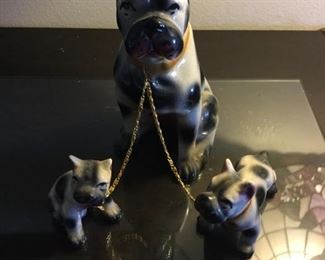 French bulldog with pups
