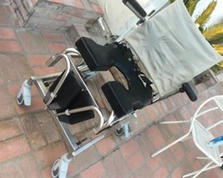 Rolling patient helper chair