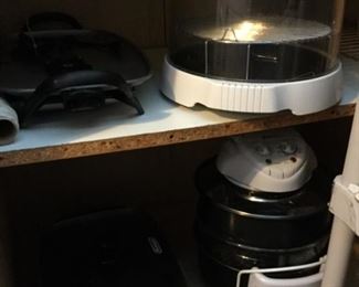 Grills, cooktop ovens