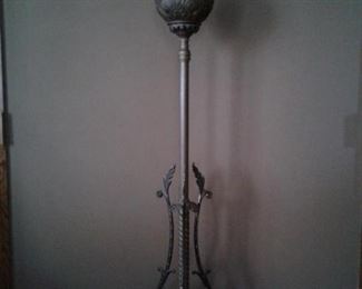 Bradley & Hubbard telescoping piano light