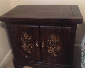 Night Stands (Pair)