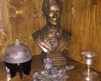 Abraham Lincoln/Art Deco Powder Dish