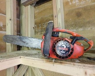 Homelite Super 2 Chainsaw