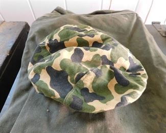 Vietnam Camo Beret/Grouping Item