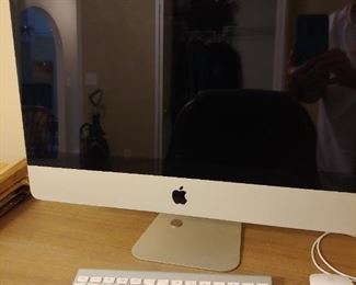 PRE-SOLD**IMAC 12,1 Computer (has been wiped)