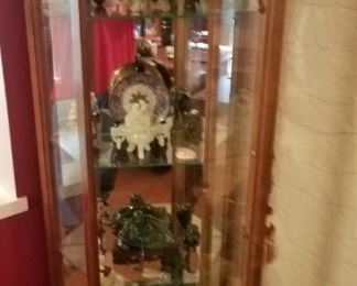 Netsuki / Jade / Porcelain collectibles. 