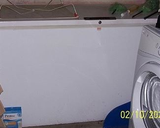 Gibson chest freezer