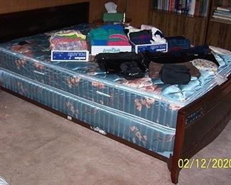 Full size bed