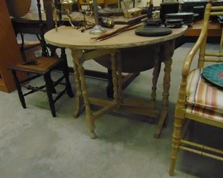 Drop Leaf Table