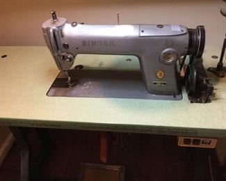 Singer Industrial Sewing Machine https://ctbids.com/#!/description/share/332965