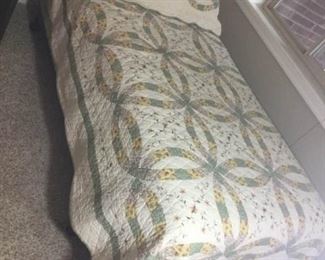 Twin Size Bed https://ctbids.com/#!/description/share/332968
