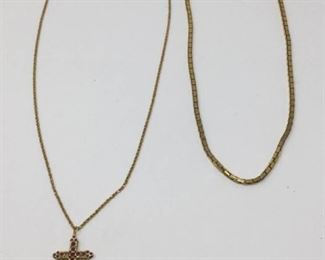 Two Gold Toned Necklaces https://ctbids.com/#!/description/share/334792