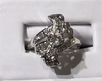 Vintage Diamond Ring in Gold