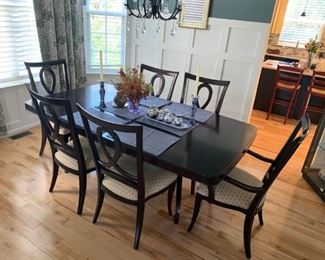 Thomasville Nocturne Dining Room Set - Table plus 2 leaves, 6 chairs, matching curio