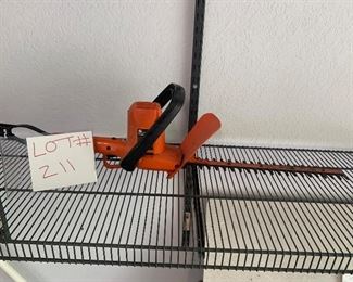 Black and decker hedge trimmer $6