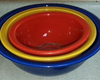 Glass Colored Bowl Set