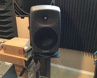 Gene lock speaker ( one of pair)